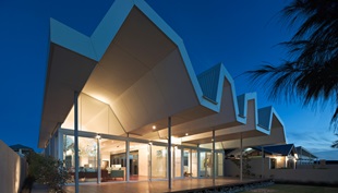 Iredale was determined to imbue this house with its own character - uniquely shaped by the place and its proximity to the ocean.